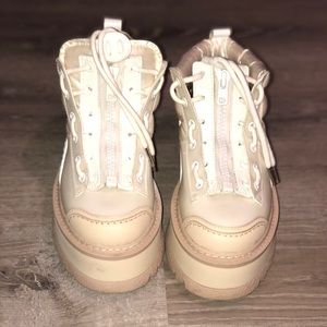Fenty x Rihanna platform puma sneaker
